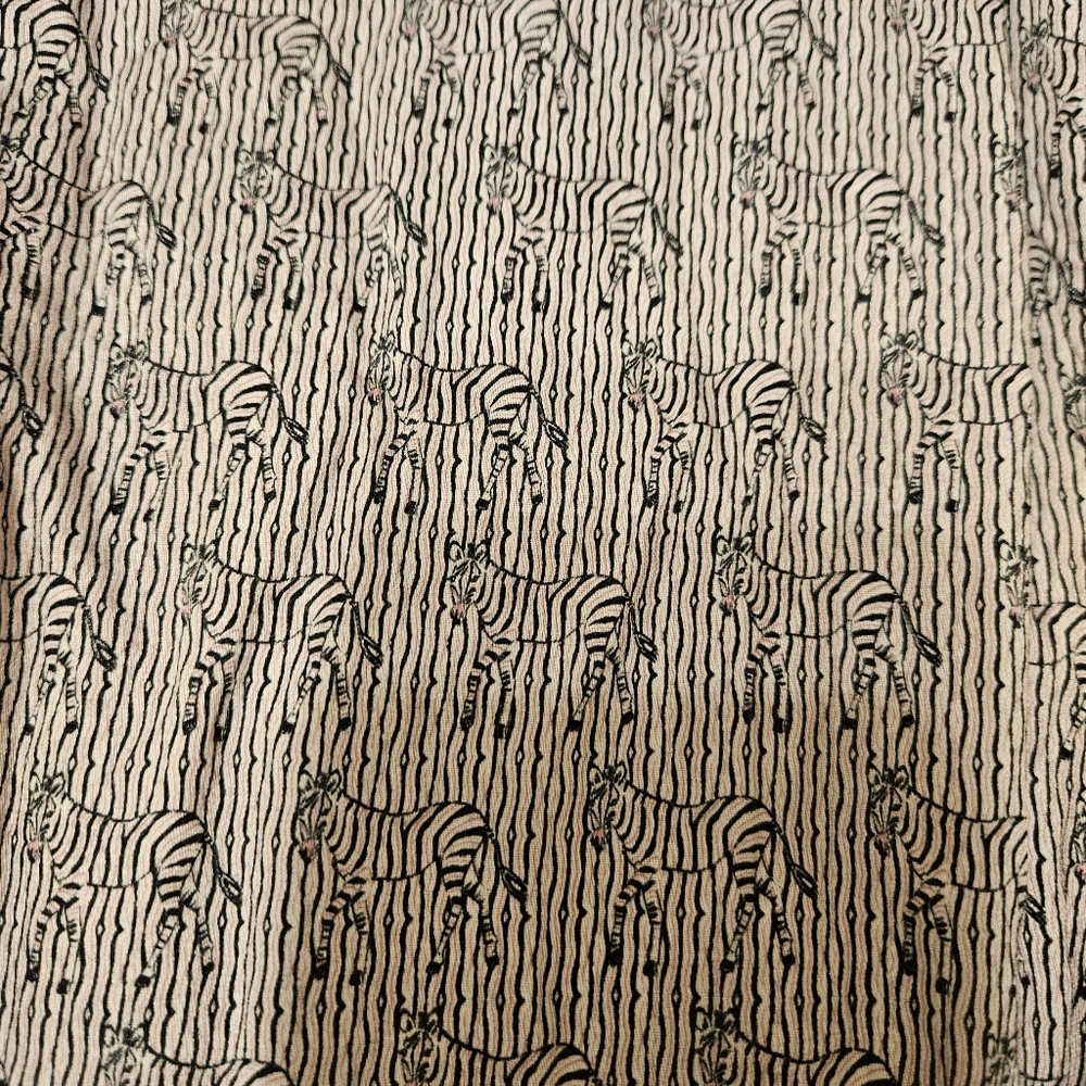 Men's Patterned Shirt - Picture 5 of 5